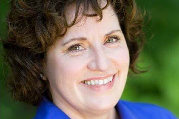 Dr. Mary J. Hickey Physical Therapy Scholarship image number null